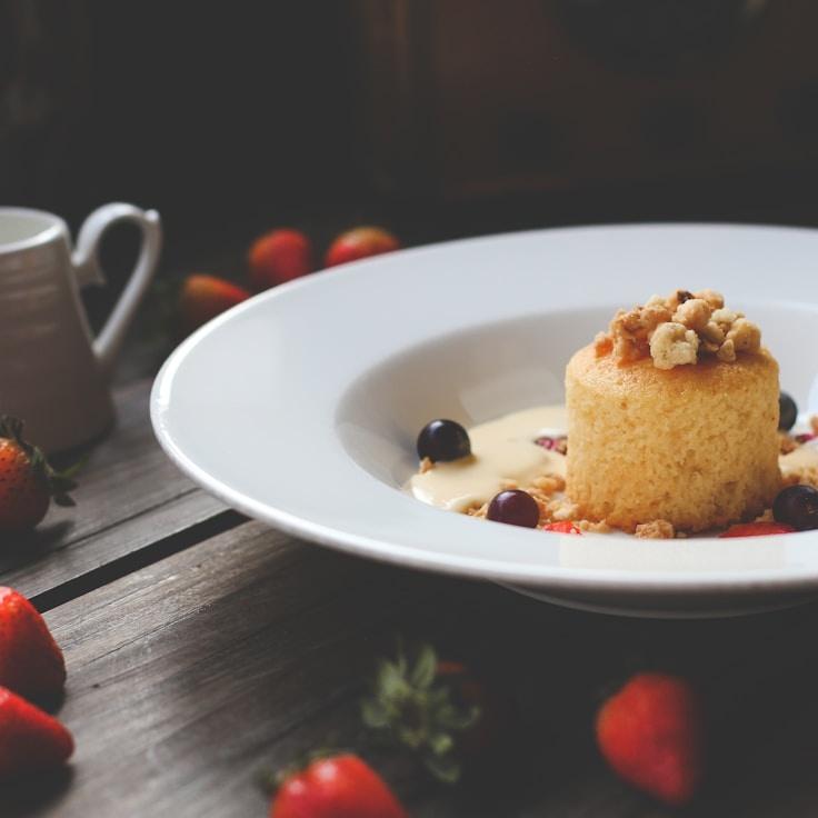 Caramel Dreamscapes with Hazelnut Echoes